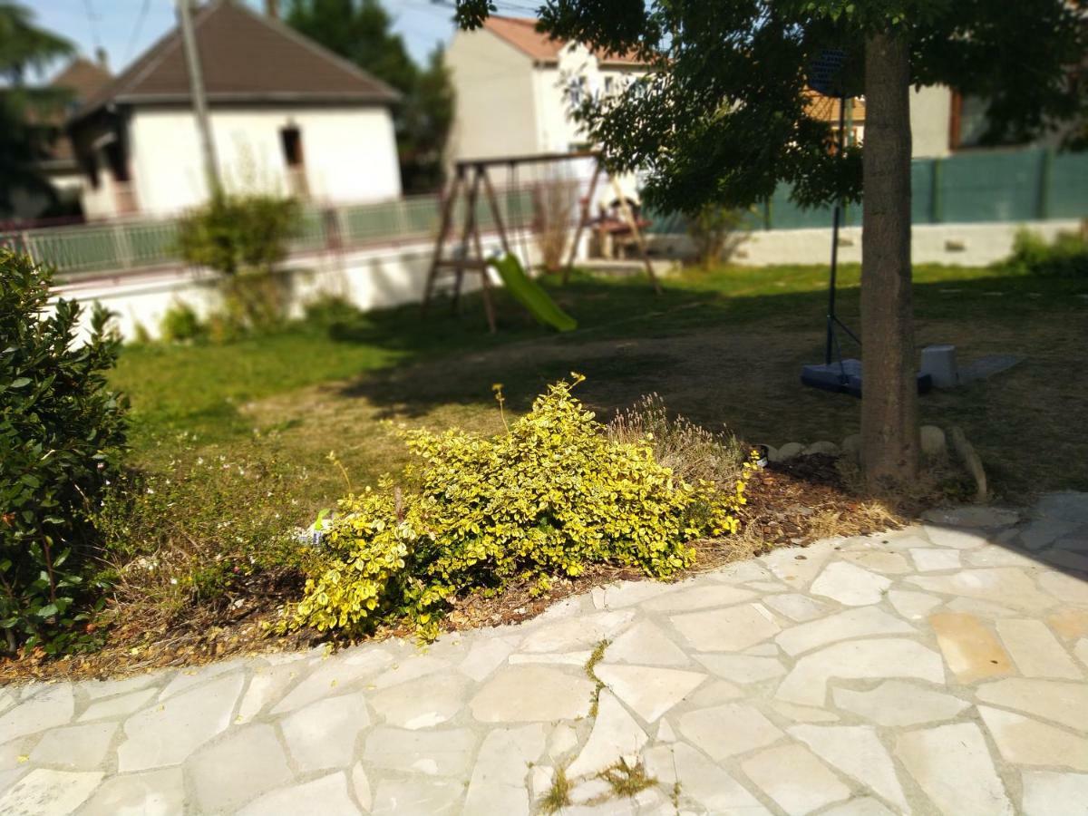 Paradis Tremblay-en-France Exterior photo